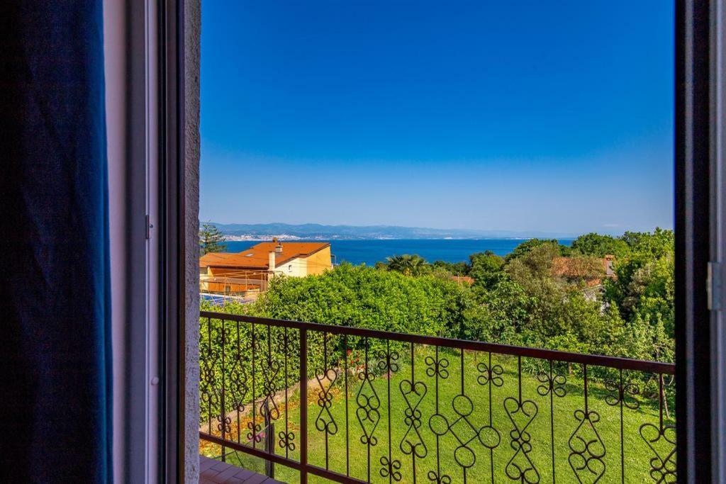 Apartment Roza, Sea View, Free Parking Ičići 외부 사진